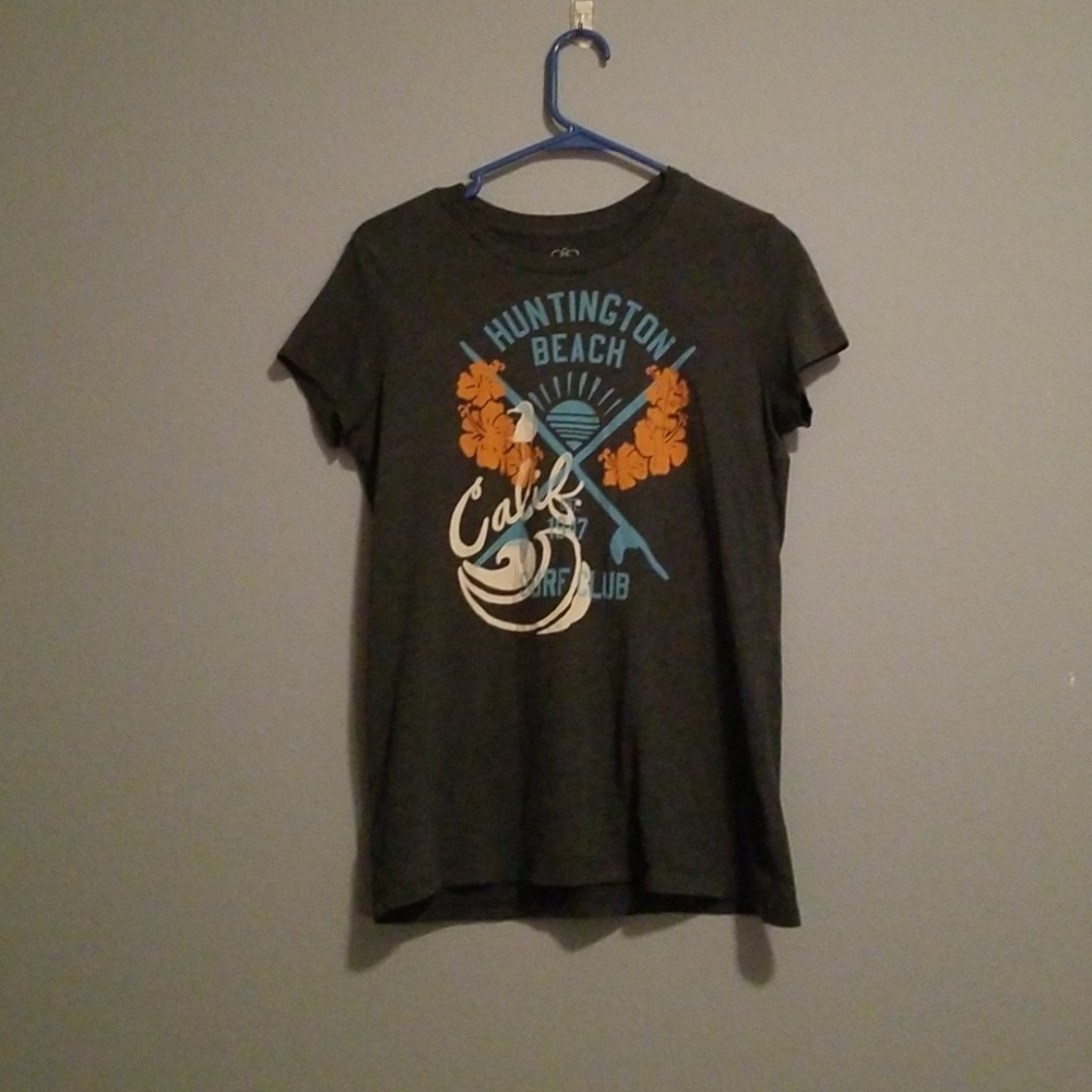 Graphic tee